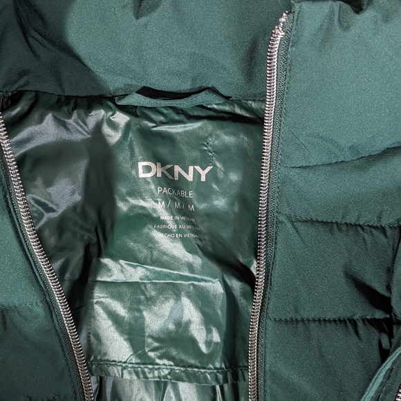 Dkny Packable Puffer Jacket - Picture 4 of 4